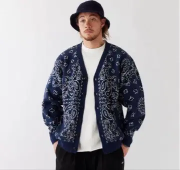 F.A.T. 반다나 패턴 니트 가디건 네이비