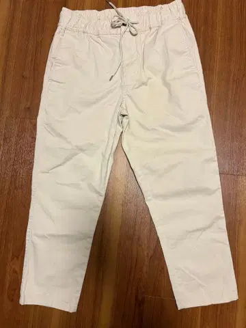 화이트 치노 팬츠 허리밴딩