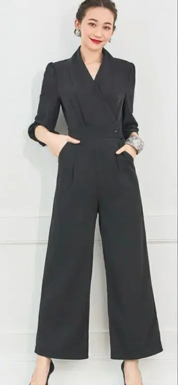 DRESS+ 블랙 랩 디자인 올인원 S-XL