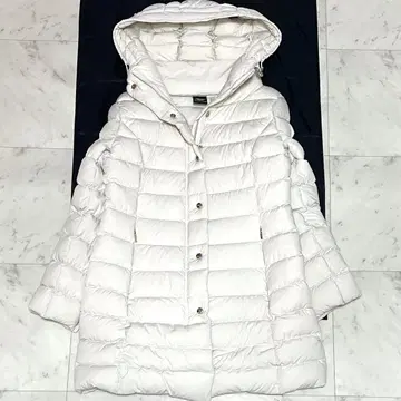 새상품급 CAPE HORN 케이프호른 산타크루즈 다운 코트 화이트 42