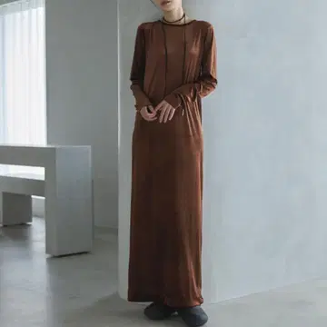브라운 벨로아 롱 원피스 긴팔