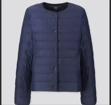 유니클로 울트라 라이트 다운 M 네이비 새상품급