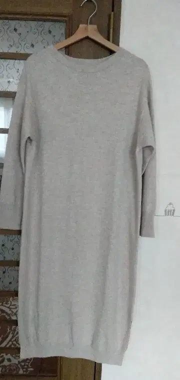 지금 계절에 캐시미어 이에나 롱 니트 원피스