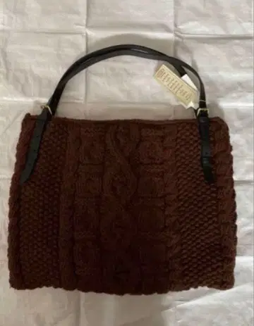 레어 새상품급 탑카피 페루 니트 토트백