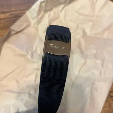 Ferragamo [페라가모] 리본 포함 블랙 머리띠