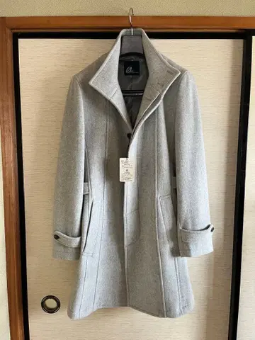 토네이도 마트: 스탠드 카라 코트 새상품 미사용