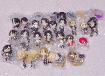 진격의 거인 엘렌 리바이 한지 제일복권 큥캐릭터 피규어 모음