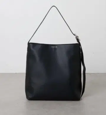 [컨디션 최상] PAPILLONNER 버클 원숄더백 블랙