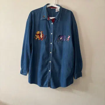 새상품급 디즈니 푸우 긴팔 셔츠 L