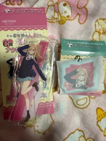 그 비스크돌은 사랑을 한다 애니플렉스 복권 C상 아크릴 스탠드와 F상