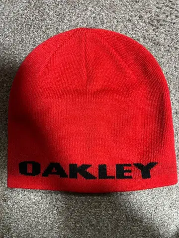 OAKLEY 빨간색 니트 모자 100% 아크릴