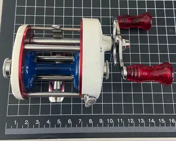 셰익스피어 1975 건국 기념 한정판