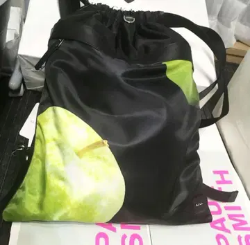 초레어 완판템 폴스미스 50주년 한정품 그린 애플 냅색