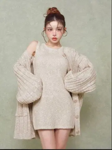 Darich 샤베트 앙상블 니트 미니 원피스 베이지