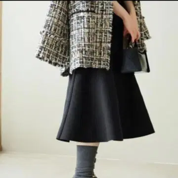 IENA 22AW 밀라노 리브 플레어 스커트