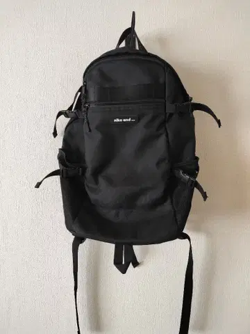 niko and - 블랙 백팩