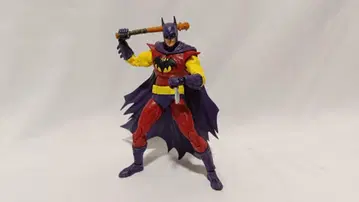 배트맨 맥팔렌 피규어 보라색 빨간색 DC 유니버스