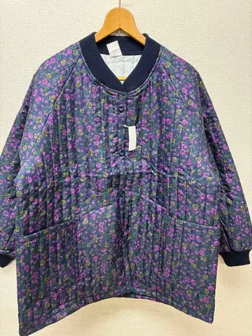 꽃무늬 퀼팅 자켓 LL 사이즈