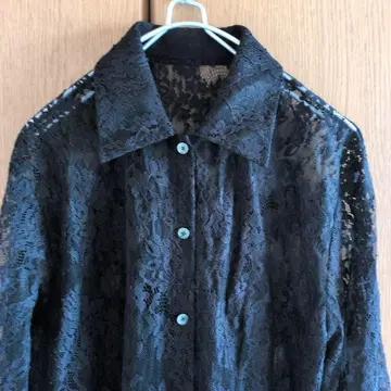 뷰티&유스 블랙 레이스 긴팔 셔츠 버튼 포함