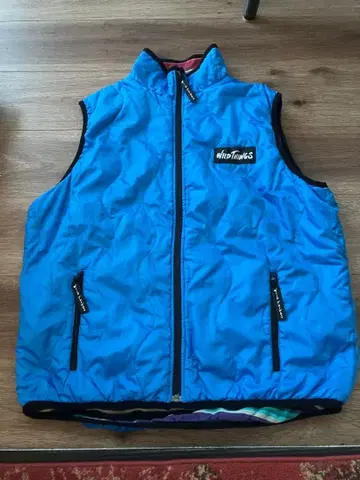 와일드 띵스 리버서블 베스트 M 파랑