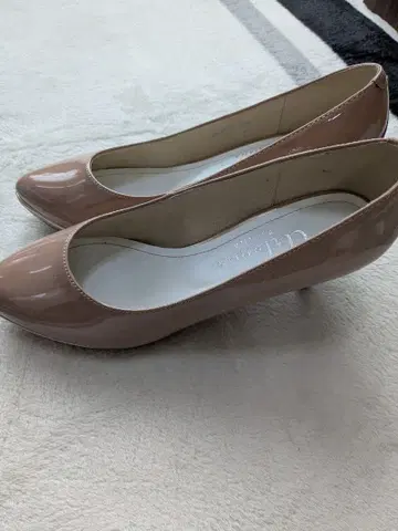 Athenis 베이지 하이힐