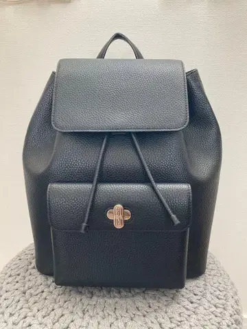 FURLA 블랙 가죽 백팩