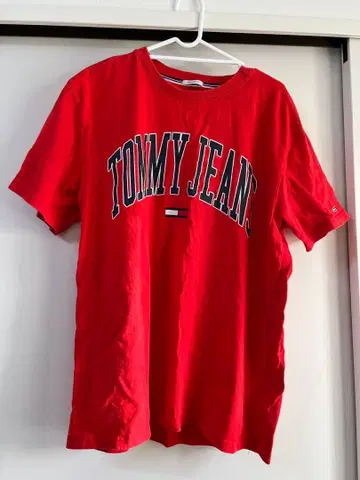 TOMMY JEANS 레드 티셔츠 XL