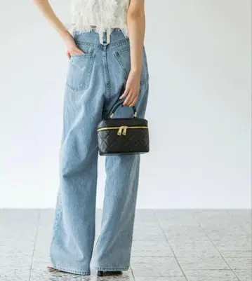 UbySPICK&SPAN ADELE 턱 배기 데님