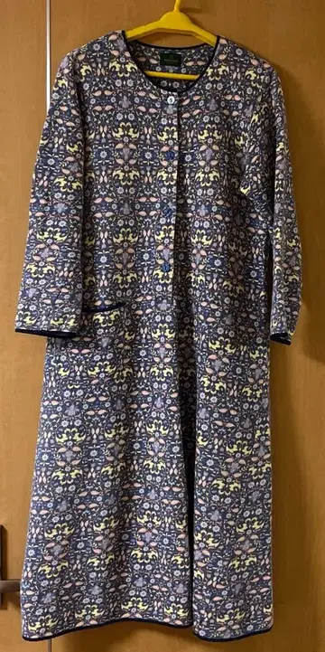 MINTON 꽃무늬 네이비 긴팔 원피스