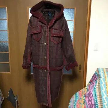 플리스 버건디 체크 롱 코트