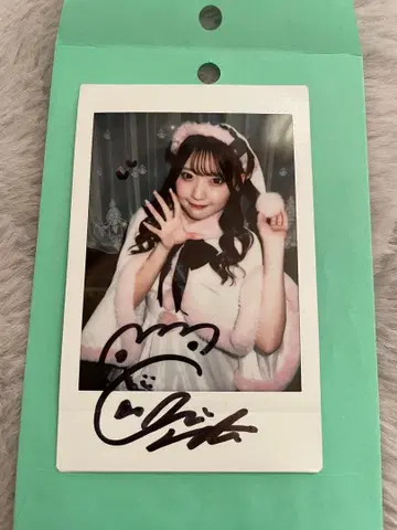 앳홈 카페 치나츠 솔로 폴라로이드 복권 크리스마스