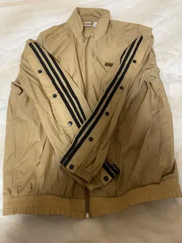 adidas 베이지 스트라이프 자켓 L
