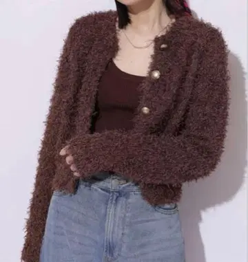 이번 시즌 새상품 미사용 택 포함 Mystrada 페더 가디건