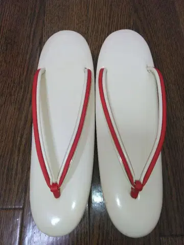 아이보리 빨간색 스트라이프 통굽 조리