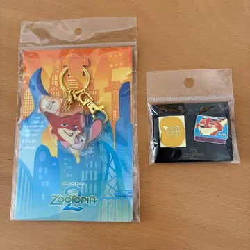 도쿄 바나나 주토피아 아크릴 키링 핀 배지