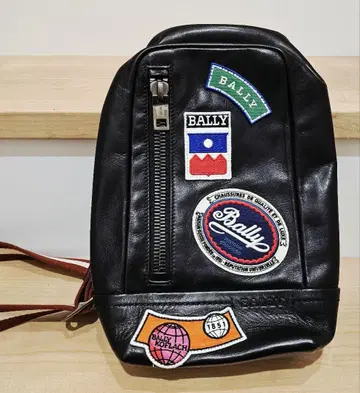 발리 바디 백 가죽 와펜 블랙