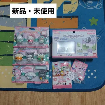 산리오 푸치토모 4종 세트 덤 포함 침대 세트 플로키 인형