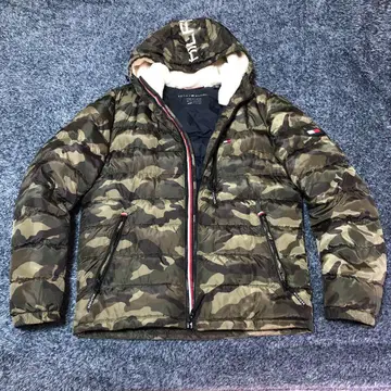 타미힐피거 후드 부착 충전솜 다운 자켓 카모플라쥬