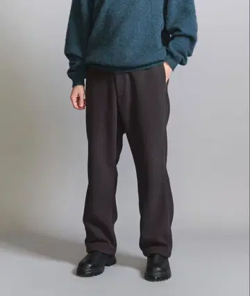 다크 그레이 와이드 팬츠