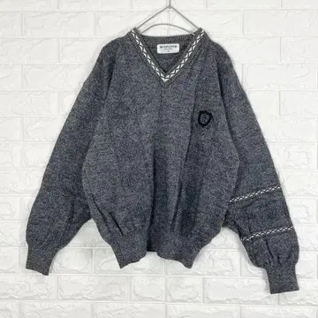 MUNSINGWEAR V넥 니트 스웨터 골프웨어 로고 와펜