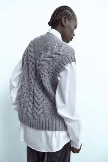 ZARA 블루 그레이 니트 베스트