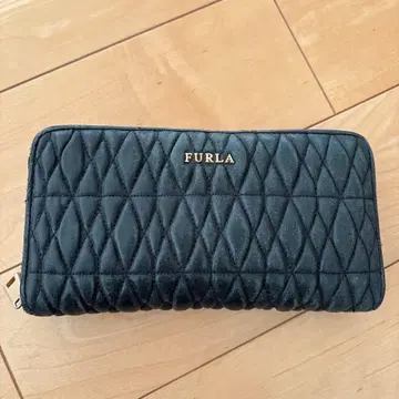 FURLA 장지갑 훌라 지갑
