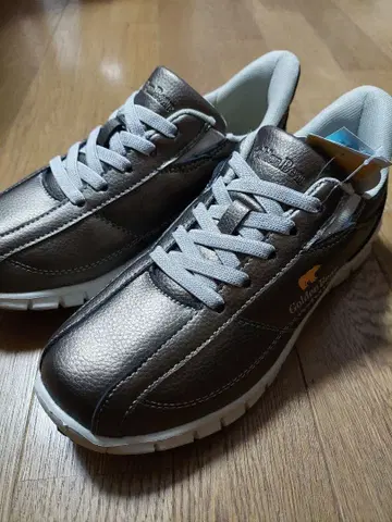 Golden Bear 브라운 스니커즈