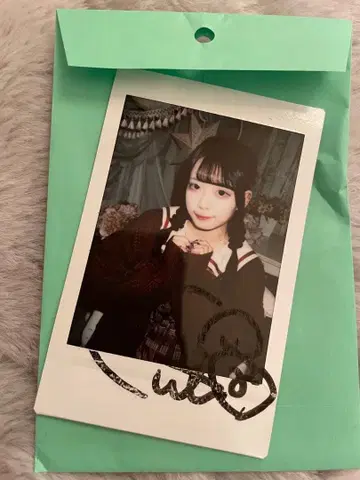 앗토호무 카페 무토 솔로 폴라로이드 복권