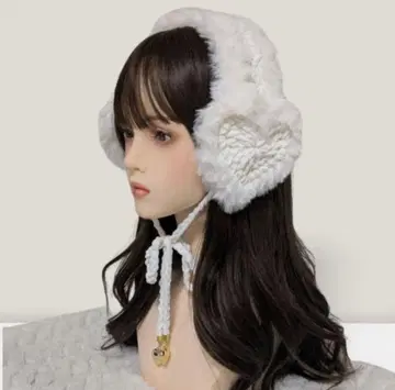 핸드메이드 귀도리 화이트 귀마개 니트 y2k 그런지