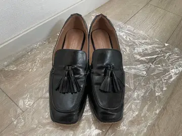 유나이티드 애로우즈 태슬 장식 블랙 로퍼