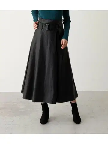 AZUL 가죽 플레어 스커트 벨트 포함