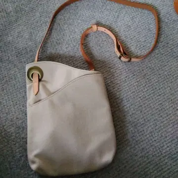 숄더백 (사코슈) 발수 캠퍼스지