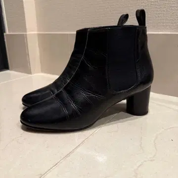 츠모리치사토 사이드 고어 부츠 중간 힐 23.5