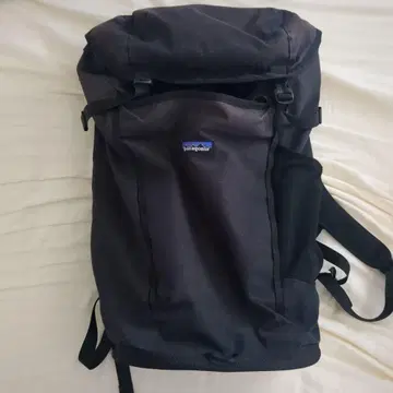 Patagonia 블랙 백팩